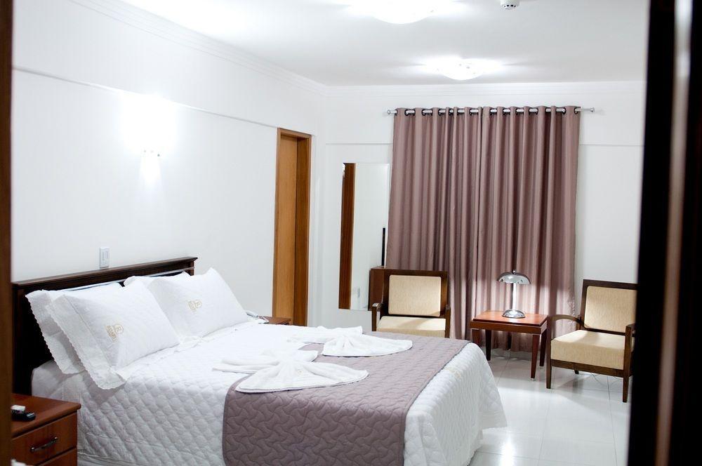 Hotel Roari Cuiabá Buitenkant foto
